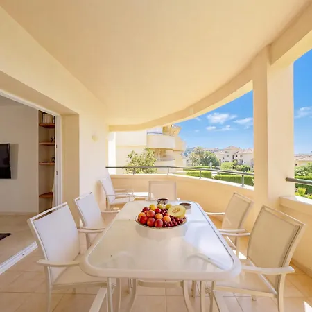 Appartement Cubo's Luxury Golf & Parking *