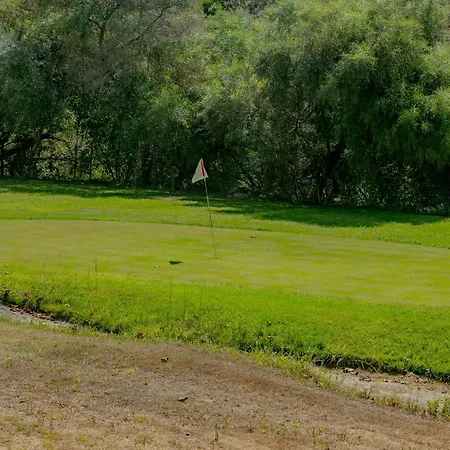 Cubo's Luxury Golf & Parking